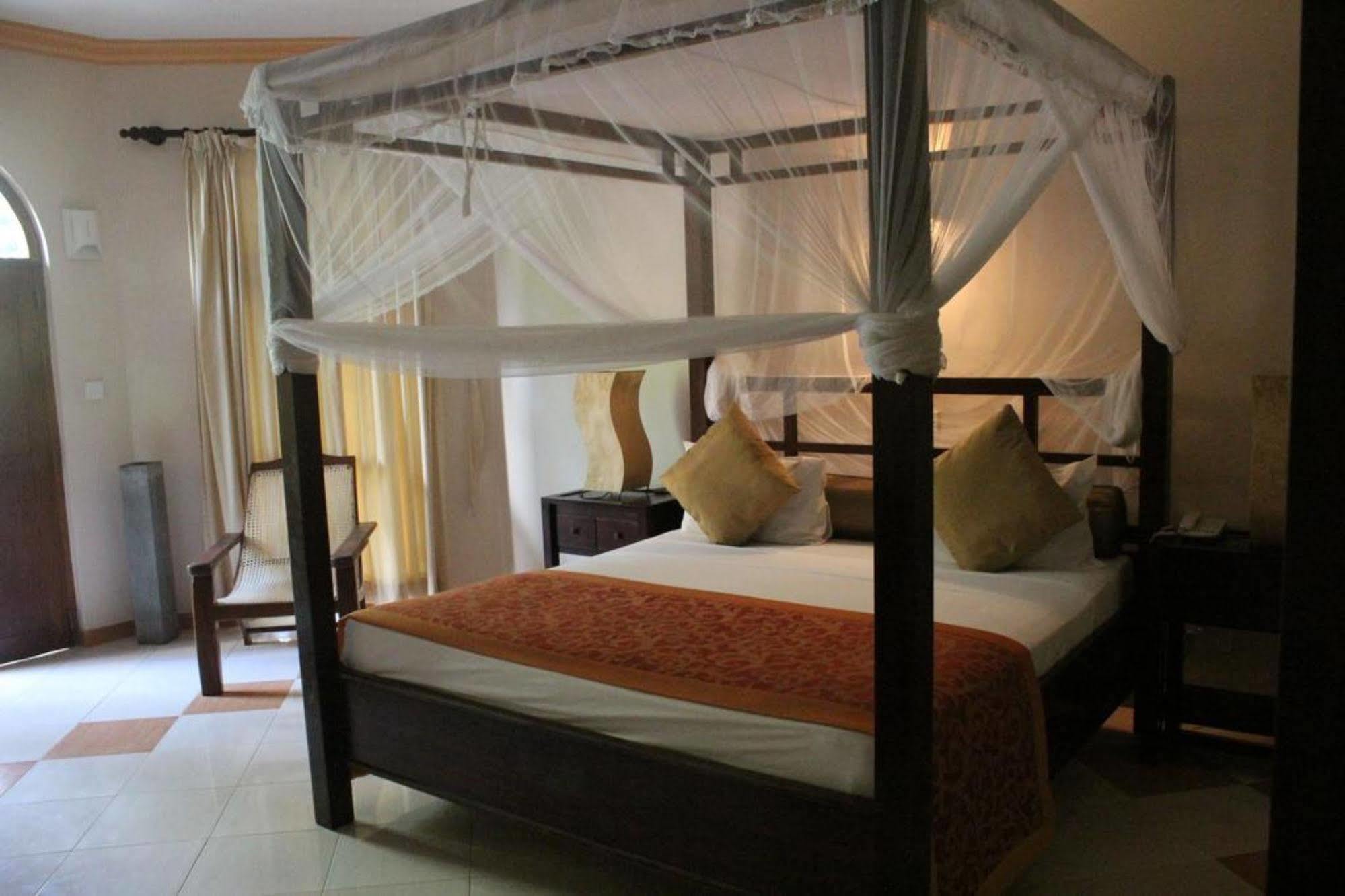 Hotel Bentota Village Exteriér fotografie
